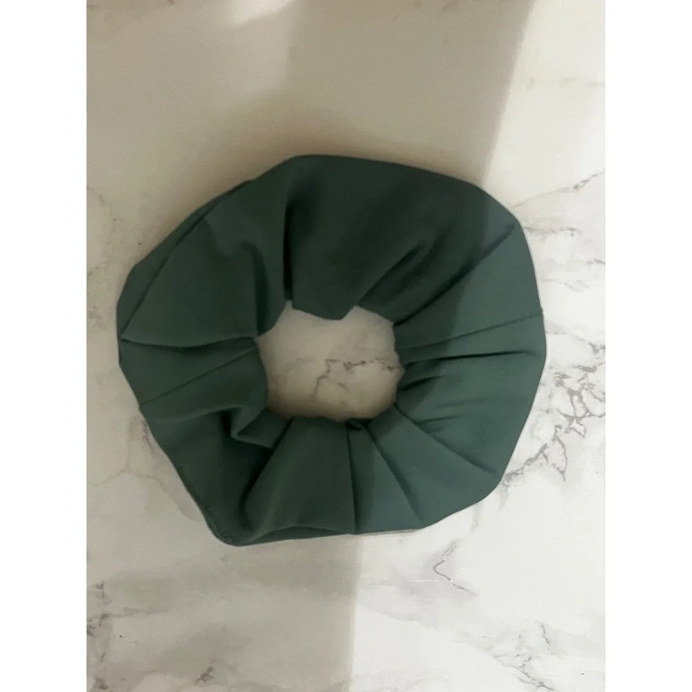 Halara Scrunchie Women OS Green Like New Performance Fabric Logo Accessory